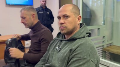 У суді Дніпра обрали запобіжний захід військовому, підозрюваному в ДТП зі смертю підлітка У суді Дніпра обрали запобіжний захід військовому, підозрюваному в ДТП зі смертю підлітка