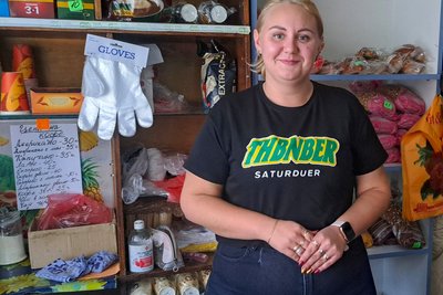 Евакуація люди обстріли армія РФ продавчиня Анастасія селище Перше Травня Покровський район Донецька область 20 вересня 2024 рік Евакуація люди обстріли армія РФ продавчиня Анастасія селище Перше Травня Покровський район Донецька область 20 вересня 2024 рік