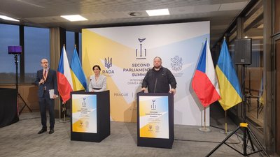 Пресконференція після пленарного засідання другого парламентського саміту Кримської платформи Пресконференція після пленарного засідання другого парламентського саміту Кримської платформи