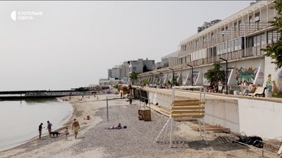 Одна частина комунальна, інша в оренді – в Одесі обладнують пляж в Аркадії Одна частина комунальна, інша в оренді – в Одесі обладнують пляж в Аркадії