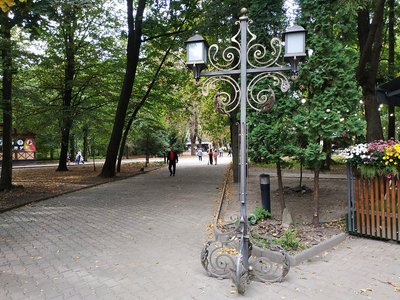 Ковалі подарували до дня міста Чернівці ліхтар Ковалі подарували до дня міста Чернівці ліхтар