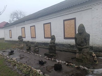 "На зло Путіну будемо садити городи". Чи евакуюються жителі прифронтової Васильківки на Дніпропетровщині "На зло Путіну будемо садити городи". Чи евакуюються жителі прифронтової Васильківки на Дніпропетровщині