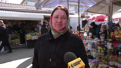 Рівняни купують насіння на ринках міста. Що обирають та чи здорожчали ціни у 2026 році Рівняни купують насіння на ринках міста. Що обирають та чи здорожчали ціни у 2026 році