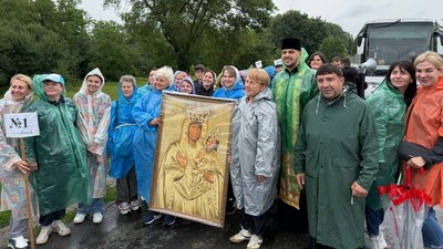 Проща в Зарваниці, Всеукраїнська проща, прочани ідуть, хода прочан, Тернопільщина, липень 2025 Проща в Зарваниці, Всеукраїнська проща, прочани ідуть, хода прочан, Тернопільщина, липень 2025
