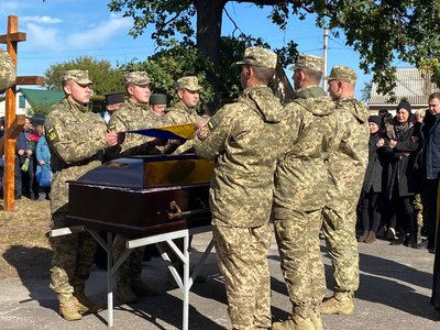Прощання з командиром 206 батальйону ТрО, кіборгом Віталієм Барановим Прощання з командиром 206 батальйону ТрО, кіборгом Віталієм Барановим