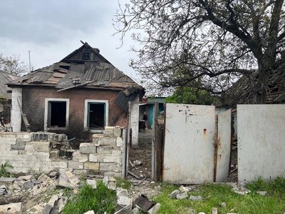 Наслідки обстрілів Курахівської громади 8 травня. Фото: Facebook / Роман Падун Наслідки обстрілів Курахівської громади 8 травня. Фото: Facebook / Роман Падун