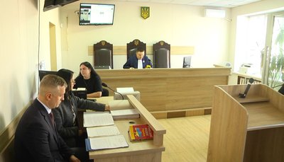 "Смерть моєї дитини — це трагедія не тільки моя": на Хмельниччині суд продовжив тримання під вартою водія "Смерть моєї дитини — це трагедія не тільки моя": на Хмельниччині суд продовжив тримання під вартою водія