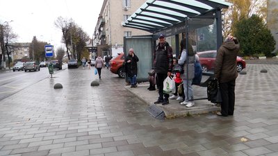 Зупинка громадського транспорту Зупинка громадського транспорту