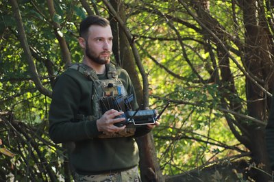 "За "орками" летіли штани підгорілі". Як на Запоріжжі працюють бійці групи ударних FPV-дронів "Кобра" "За "орками" летіли штани підгорілі". Як на Запоріжжі працюють бійці групи ударних FPV-дронів "Кобра"