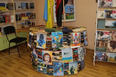 "Вежа стійкості" в Охтирці бібліотекарі провели захід до Дня ментального здоров’я "Вежа стійкості" в Охтирці бібліотекарі провели захід до Дня ментального здоров’я
