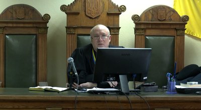 Роковини загибелі журналістки Анастасії Волкової: що відомо про ДТП та на якому етапі суд, який закрили для медіа Роковини загибелі журналістки Анастасії Волкової: що відомо про ДТП та на якому етапі суд, який закрили для медіа