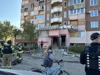 Наслідки російського удару по Київському району Харкова вранці 12 жовтня 2026 року Наслідки російського удару по Київському району Харкова вранці 12 жовтня 2026 року