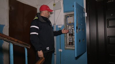 Утеплення будинків, закупівля пічок та електрообігрівачів: львів'яни готуються до зими Утеплення будинків, закупівля пічок та електрообігрівачів: львів'яни готуються до зими