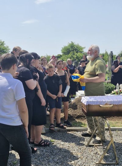 На Закарпатті попрощалися із захисником Іваном Лендєлом