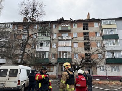 “Холодець варили, а тоді раз і вибух”: що розповідають мешканці Сум про удар по багатоповерхівці