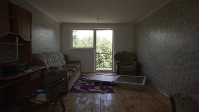 "Чоловік мене собою накрив, коли посипалось скло": жителі Чернігова розповіли про наслідки масованої атаки РФ на місто