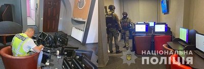 У Києві судитимуть групу людей, які організовували мережу підпільних казино У Києві судитимуть групу людей, які організовували мережу підпільних казино