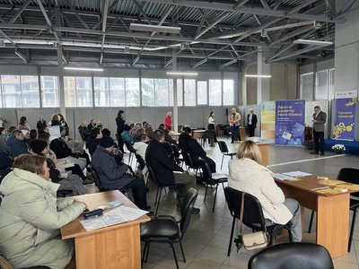 Більше сотні шукачів роботи зареєструвалися на "Ярмарку можливостей", листопад 2025 року, Хмельницький