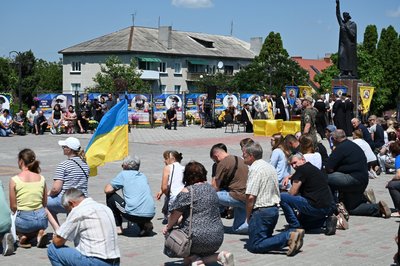 Прощання із Володимиром Кучеруком, похорон, ЗСУ Прощання із Володимиром Кучеруком, похорон, ЗСУ