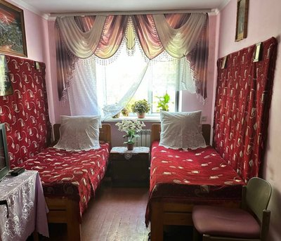 будинок-інтернат, почаїв, психоневрологічний інтернат, спальня будинок-інтернат, почаїв, психоневрологічний інтернат, спальня