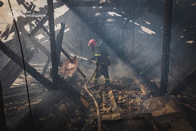 На ХТЗ у Харкові горіло горище у житловій шестиповерхівці На ХТЗ у Харкові горіло горище у житловій шестиповерхівці