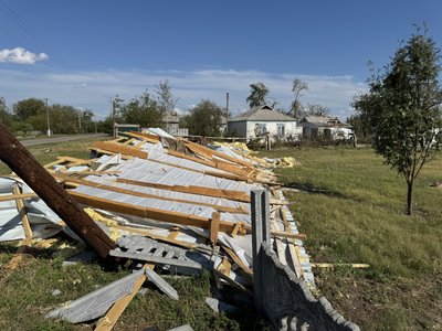 "Думали, кінець світу": як відновлюють свої будинки після негоди жителі Кобеляцької громади