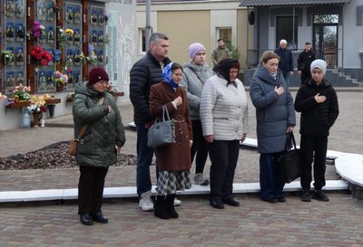 Чотирьох військових з Рівненщини відзначили нагородами посмертно Чотирьох військових з Рівненщини відзначили нагородами посмертно