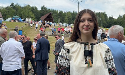 Юлія Фареник, лемки, фестиваль, жіноча вишита сорочка, ватра в ждині