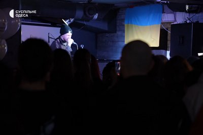 Поезія, музика і донати на ЗСУ: як в Одесі вперше святкували день народження Василя Стуса Поезія, музика і донати на ЗСУ: як в Одесі вперше святкували день народження Василя Стуса