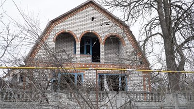 Під обстрілом опинилася знімальна група Суспільне Дніпро: репортаж з Нікопольщини, яка щодня перебуває під атаками РФ Під обстрілом опинилася знімальна група Суспільне Дніпро: репортаж з Нікопольщини, яка щодня перебуває під атаками РФ