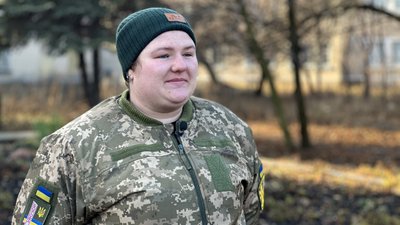 Військовослужбовиця 68 окремої єгерської бригади Анастасія Донецька область Військовослужбовиця 68 окремої єгерської бригади Анастасія Донецька область
