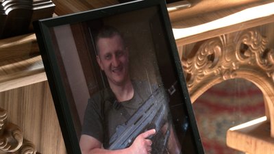 Поховання військових на Чернігівщині: попрощалися з трьома військовими ЗСУ Поховання військових на Чернігівщині: попрощалися з трьома військовими ЗСУ