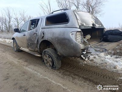 Автівка поліції у Куп'янську після удару російського дрона