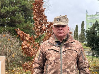 Леон Наконечний, мільярдне дерево