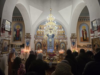 Богослужіння у Свято-Покровському храмі ПЦУ у селищі Теплик Богослужіння у Свято-Покровському храмі ПЦУ у селищі Теплик