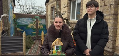 "Те, що я створюю, хочу передати своїм учням": вчителька географії на Хмельниччині майструє з артбетоном "Те, що я створюю, хочу передати своїм учням": вчителька географії на Хмельниччині майструє з артбетоном