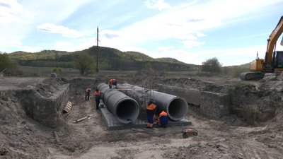 водопропускні труби, робітники