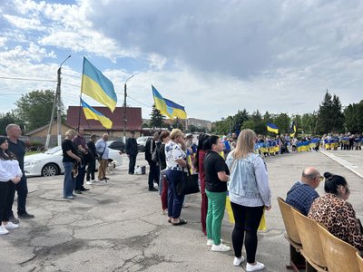 У Жашкові в День Героїв відбулася акція на підтримку полонених та зниклих безвісти У Жашкові в День Героїв відбулася акція на підтримку полонених та зниклих безвісти