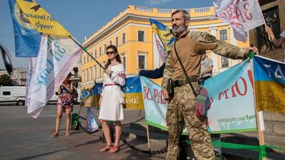 Любов без утисків: чому важливо сприймати ЛГБТ-пари як норму Любов без утисків: чому важливо сприймати ЛГБТ-пари як норму