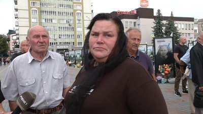 Із двома військовослужбовцями попрощалися у Рівному. Із двома військовослужбовцями попрощалися у Рівному.