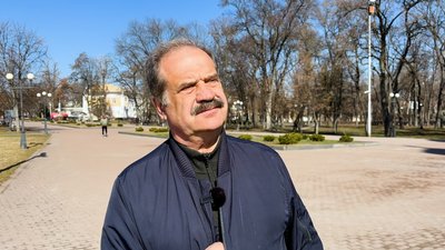"Він був королем саксофона": у Чернігові попрощалися з Дмитром Гладіренком, який загинув на фронті "Він був королем саксофона": у Чернігові попрощалися з Дмитром Гладіренком, який загинув на фронті