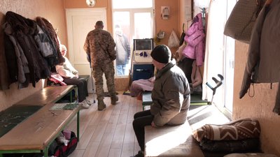 "Тут краще ніж на вулиці": скільки бездомних звернулися в кімнату обігріву у Рівному під час морозів "Тут краще ніж на вулиці": скільки бездомних звернулися в кімнату обігріву у Рівному під час морозів