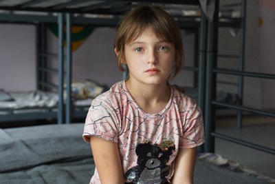 "Ввечері дрони літають, вранці – стріляють". З прифронтового села на Дніпропетровщині евакуювали матір з двома дітьми "Ввечері дрони літають, вранці – стріляють". З прифронтового села на Дніпропетровщині евакуювали матір з двома дітьми