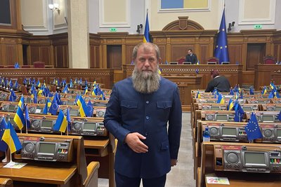 Організував втечу беркутівців і перемовини про вихід з “Азовсталі” . Профайл Олександра Ковальова | ОБРАНЦІ Організував втечу беркутівців і перемовини про вихід з “Азовсталі” . Профайл Олександра Ковальова | ОБРАНЦІ