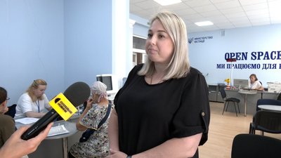 Конфлікт у відділі ДРАЦС у Житомирі: працівницю можуть притягнути до відповідальності Конфлікт у відділі ДРАЦС у Житомирі: працівницю можуть притягнути до відповідальності