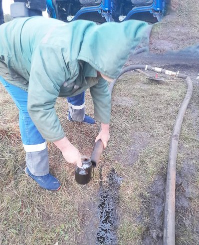 Врізалися у магістраль і викрадали нафту — на Житомирщині оголосили підозру шістьом місцевим жителям
