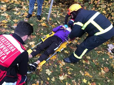 Невдалий обгін: на Волині судили водія, через якого травмувалася жінка Невдалий обгін: на Волині судили водія, через якого травмувалася жінка