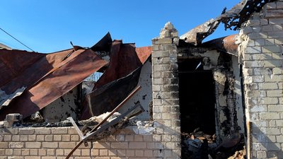 селище Ярова згорілий будинок Лиманська громада Донецька область 7 березня 2025 рік селище Ярова згорілий будинок Лиманська громада Донецька область 7 березня 2025 рік