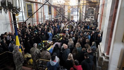 Прощання з трьома бійцями у Луцьку25 жовтня Прощання з трьома бійцями у Луцьку25 жовтня