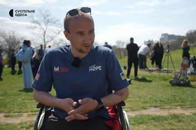 "Я не хочу прийняти себе таким": як гольф допомагає відновитися після війни "Я не хочу прийняти себе таким": як гольф допомагає відновитися після війни